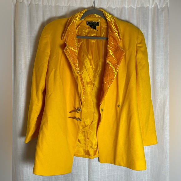 Vtg Ivana 100% wool Canary Yellow Blazer - Picture 1 of 15